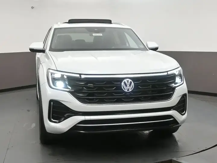 Volkswagen Atlas Cross Sport 2026 photo 2