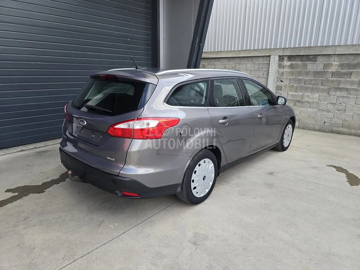 Ford Focus 2012 photo 5