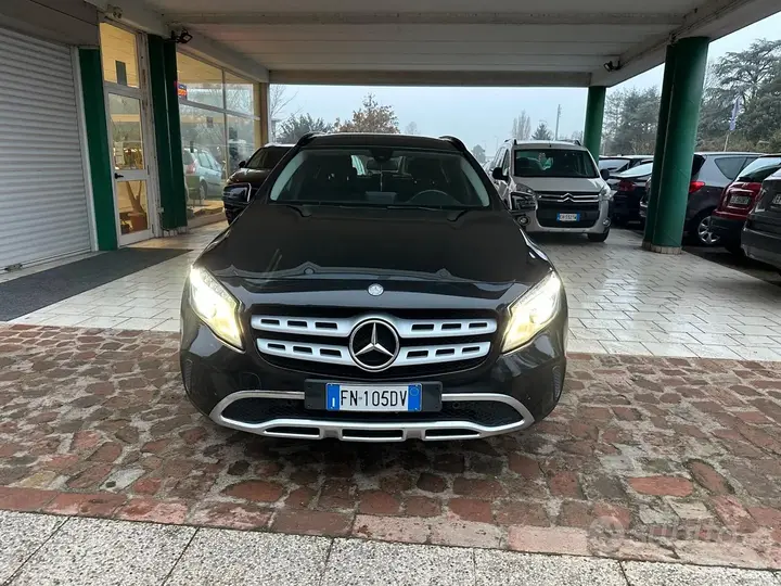 Mercedes-Benz Gla 2018 photo 2