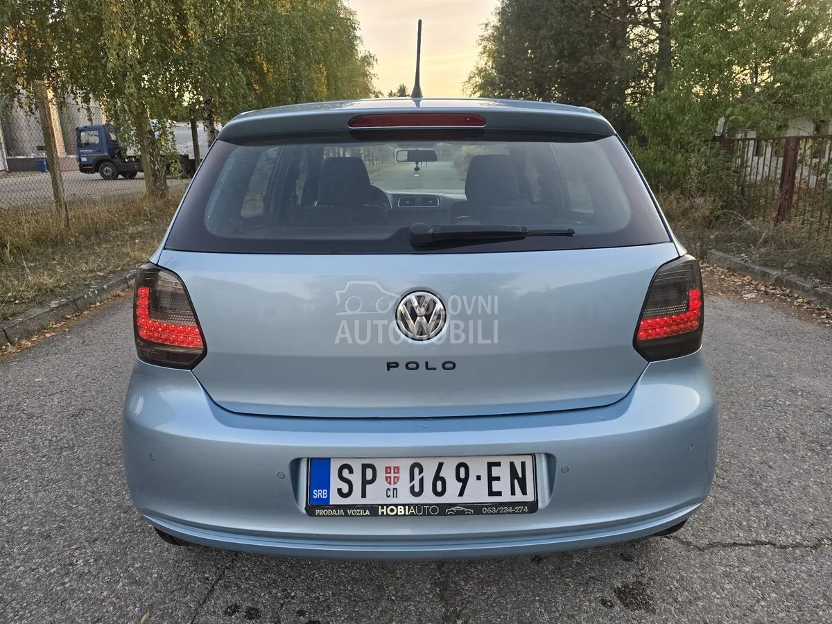 Volkswagen Polo 2010 photo 5