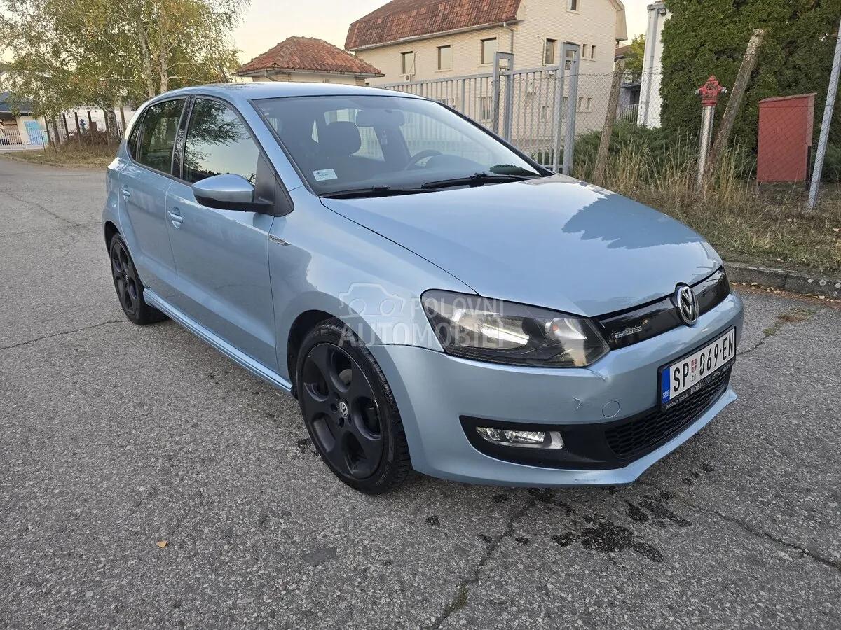 Volkswagen Polo 2010 photo 3