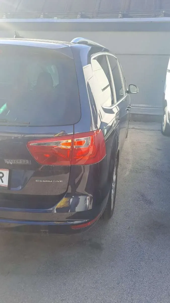 Seat Alhambra 2011 photo 3
