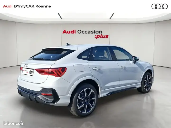 Audi Q3 2023 photo 5