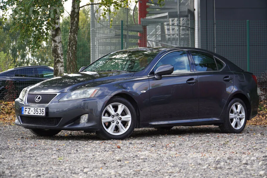 Lexus Is 2006 photo 3
