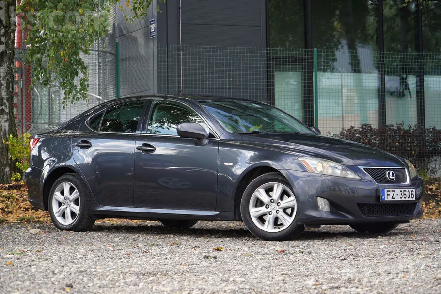 Lexus Is 2006 photo 4