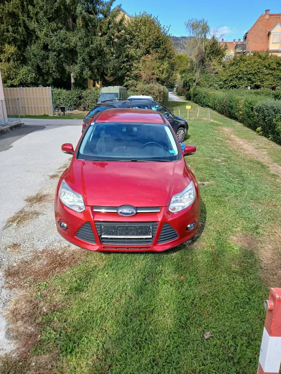 Ford Focus 2013 photo 3