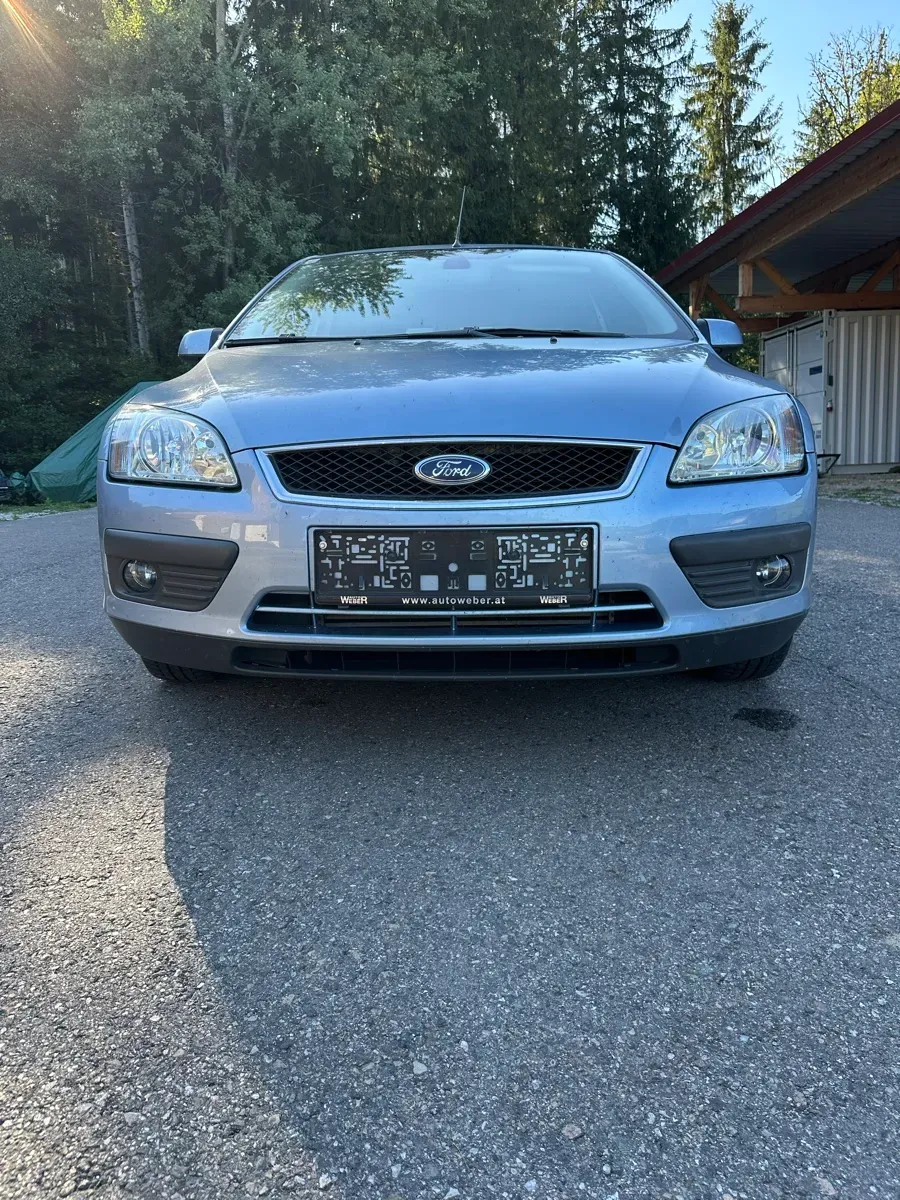 Ford Focus 2006 photo 2