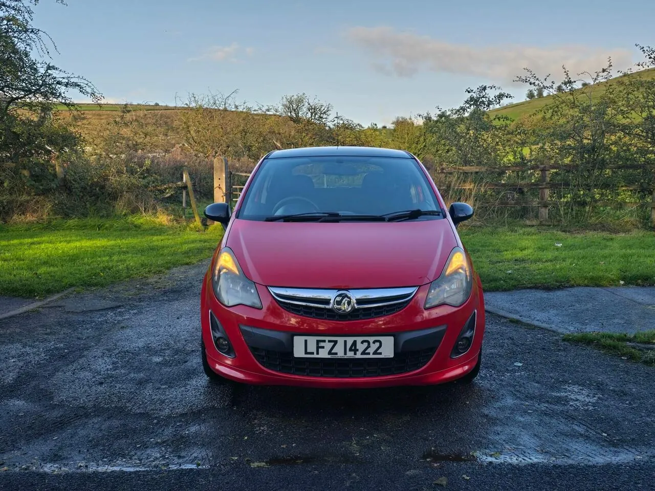 Vauxhall Corsa 2012 photo 2