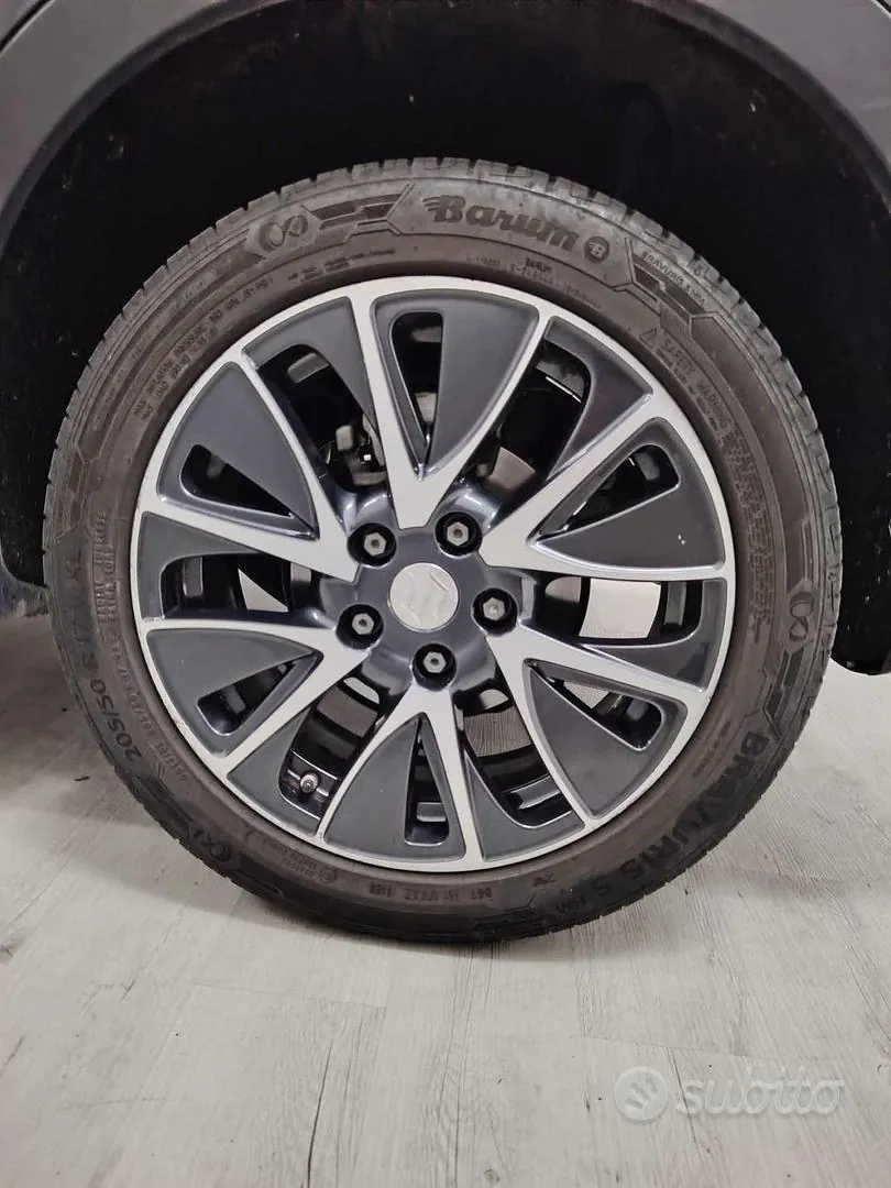 Suzuki S-Cross 2015 photo 5