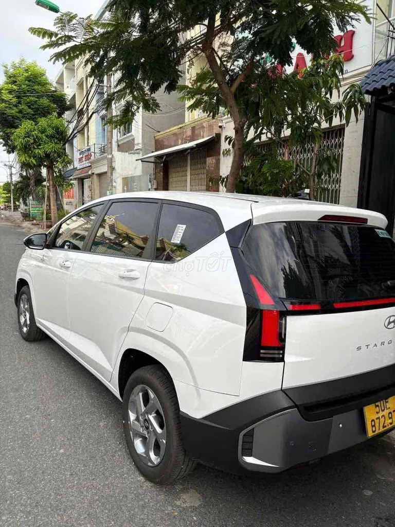 Hyundai Stargazer 2026 photo 3