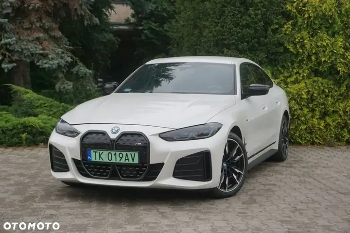 BMW I4