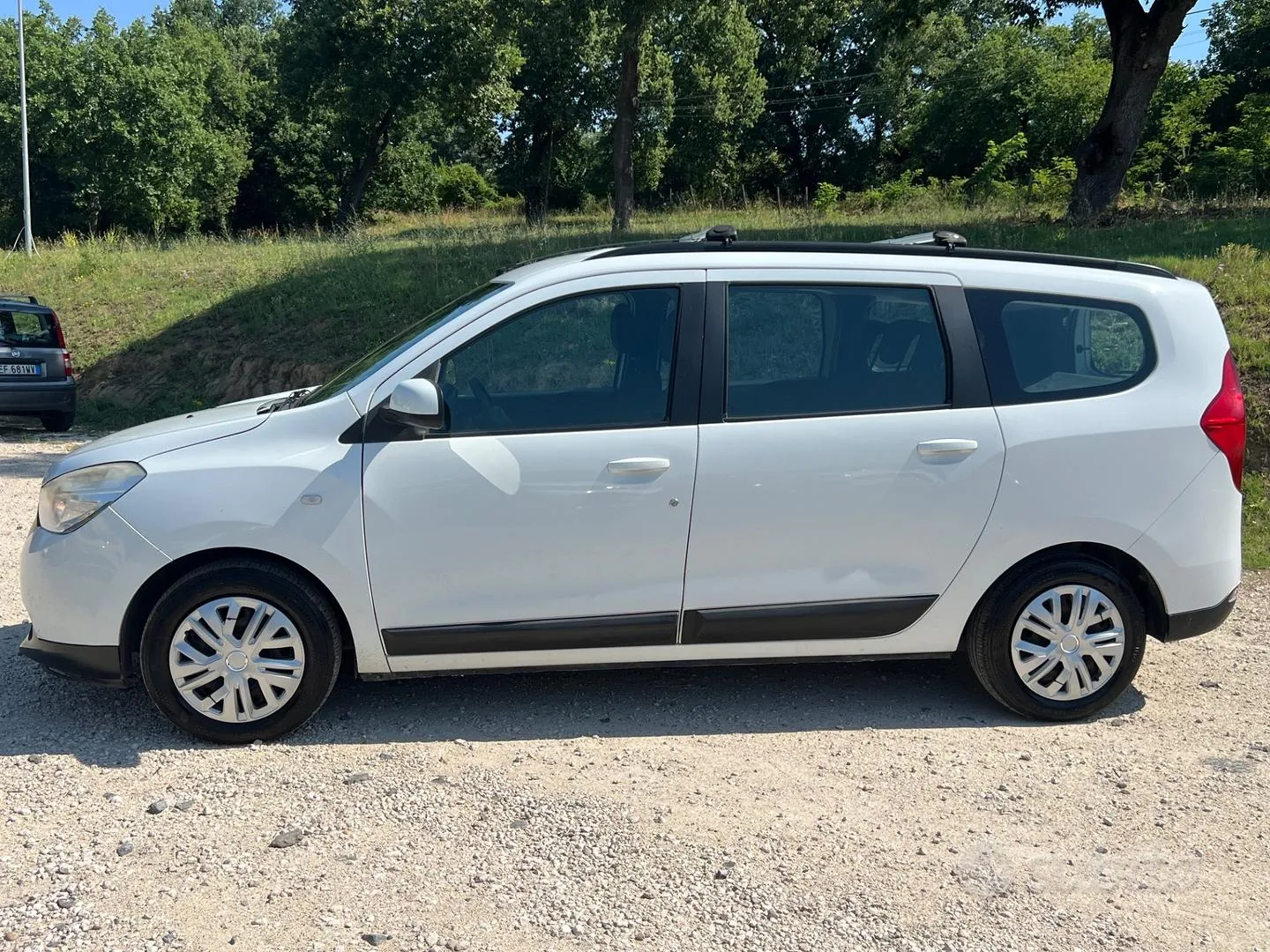 Dacia Lodgy 2015 photo 4