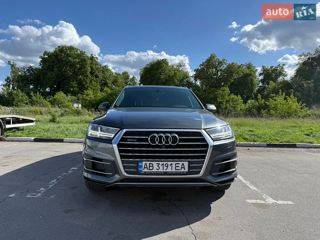 Audi Q7 2015 photo 2