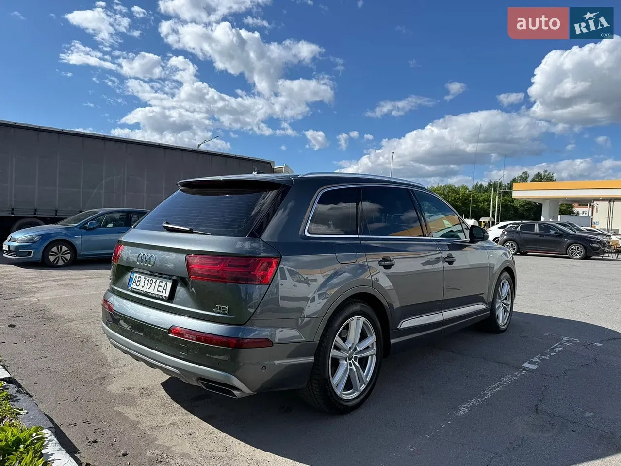 Audi Q7 2015 photo 4