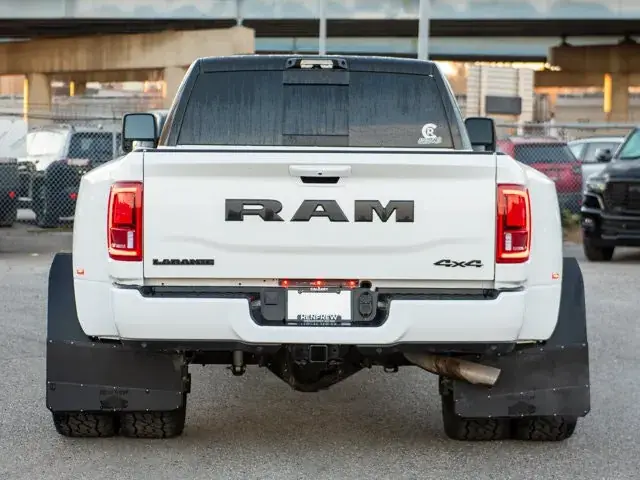 Ram 3500 Laramie 2026 photo 5