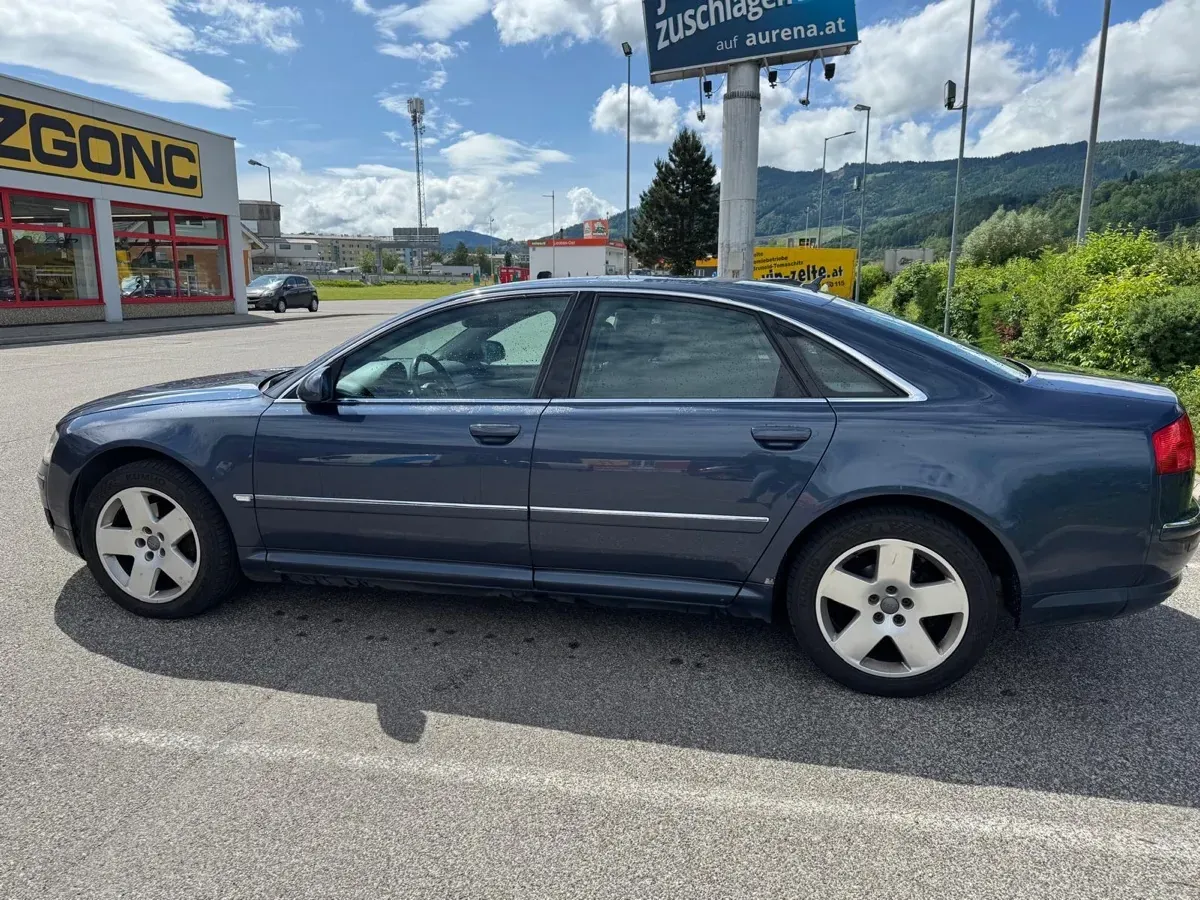 Audi A8 2007 photo 3