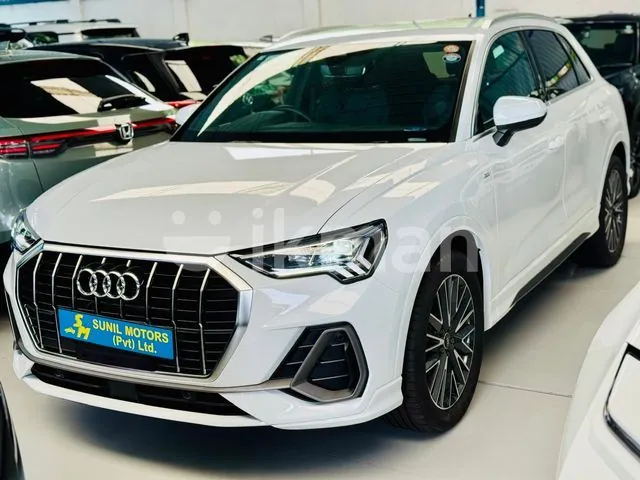 Audi Q3 2024 photo 3