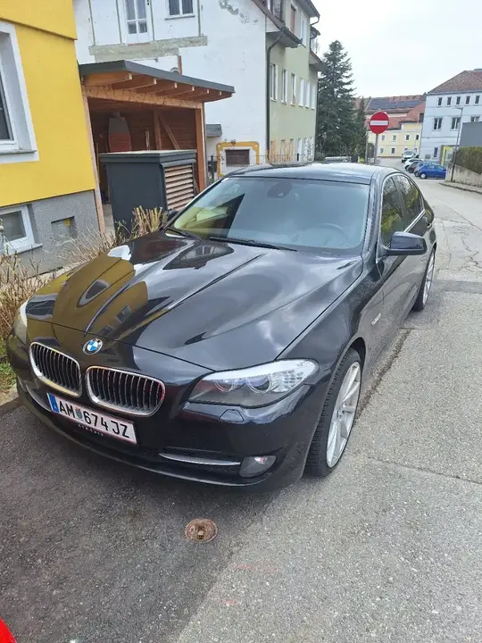 BMW 5 Series 2010 photo 3