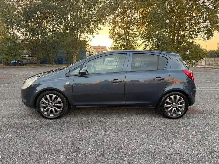 Opel Corsa 2010 photo 4
