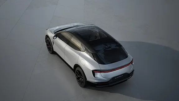Lotus Eletre 2026 photo 4