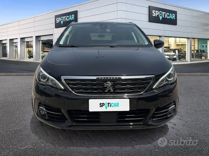 Peugeot 308 2021 photo 2