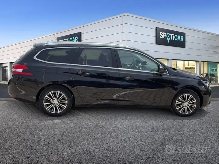 Peugeot 308 2021 photo 4
