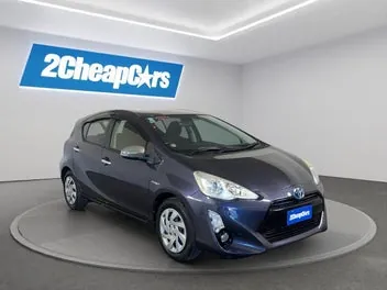 Toyota Aqua 2015 photo 4