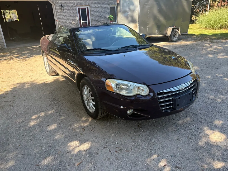 Chrysler Sebring 2005 photo 2
