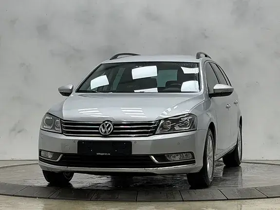 Volkswagen Passat 2014 photo 2