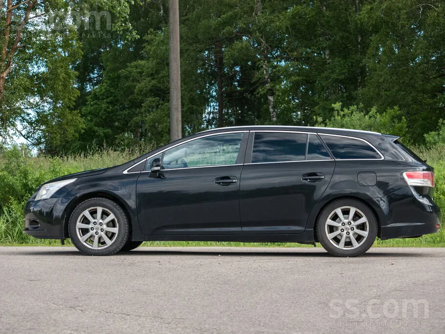 Toyota Avensis 2009 photo 5