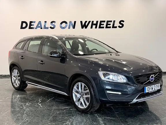 Volvo V60 Cross Country 2017 photo 3