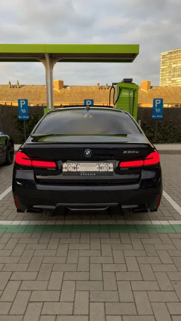 BMW 530E