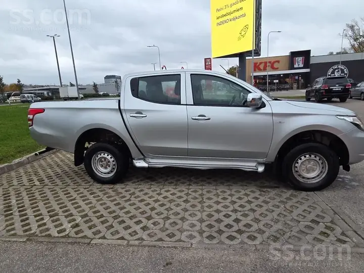 Mitsubishi L200 2019 photo 4