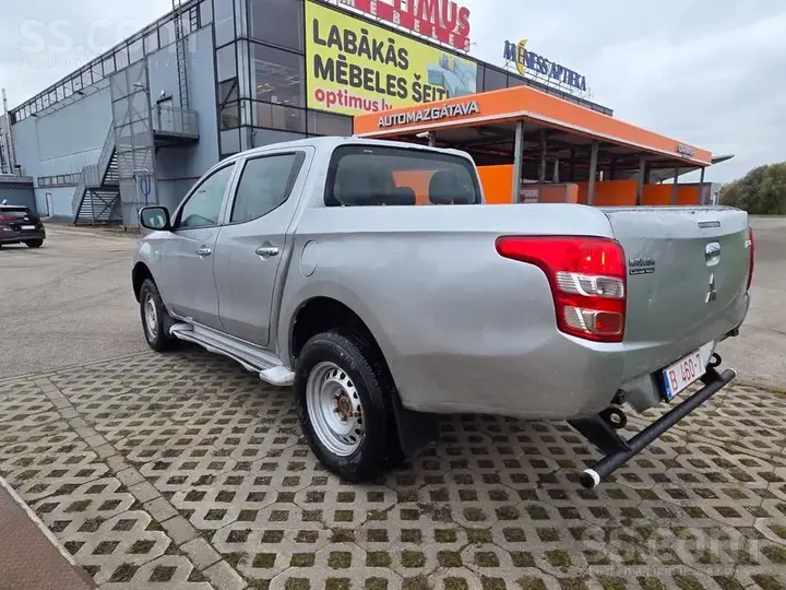 Mitsubishi L200 2019 photo 2