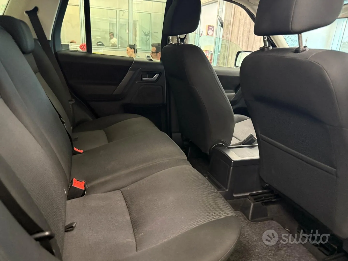 Land Rover Freelander 2013 photo 5
