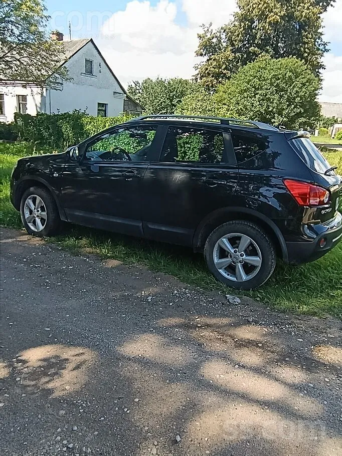Nissan Qashqai 2010 photo 2