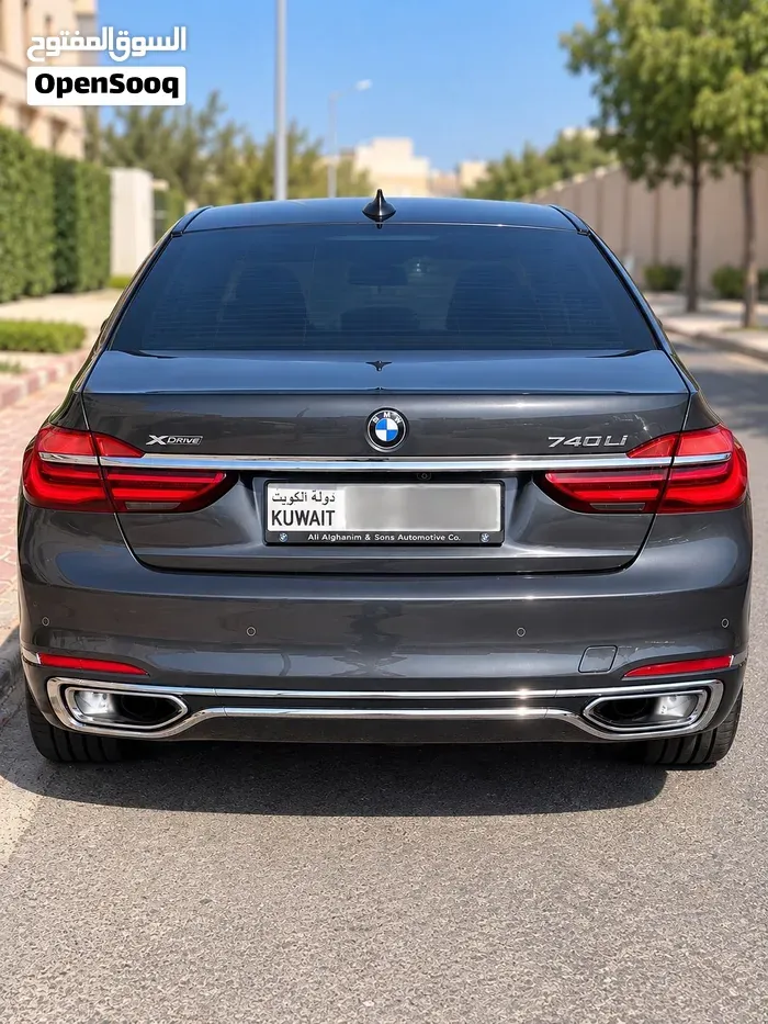 BMW 7 Series 2017 photo 3