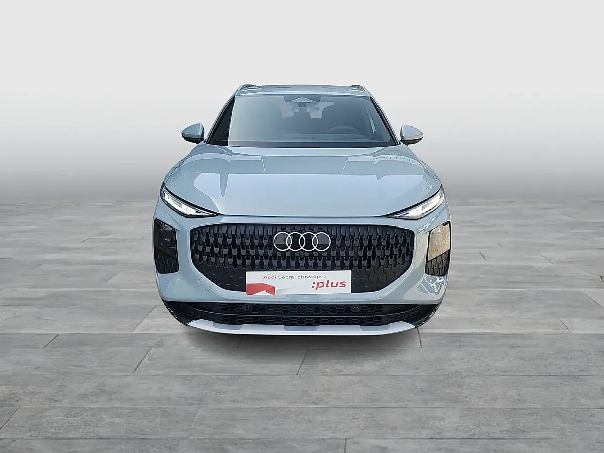 Audi Q3 2026 photo 2