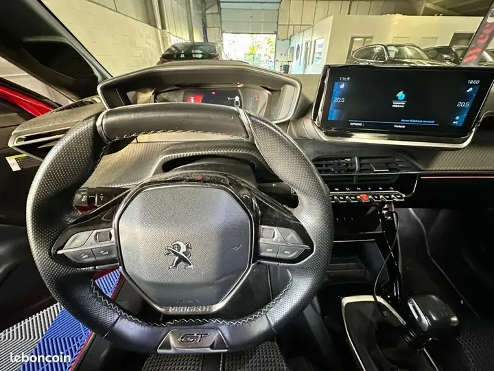 Peugeot 208 2022 photo 4