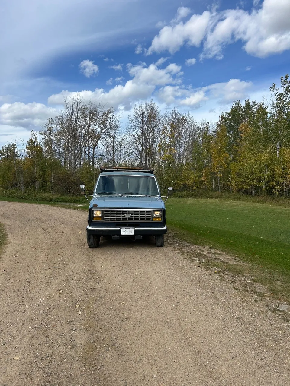 Ford E250 1991 photo 3