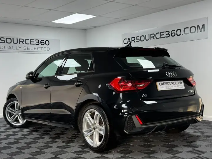 Audi A1 2020 photo 3