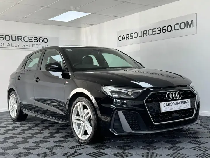 Audi A1 2020 photo 2