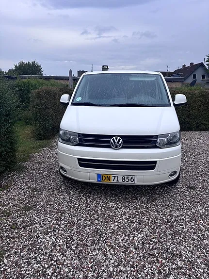 Volkswagen Transporter 2012 photo 2
