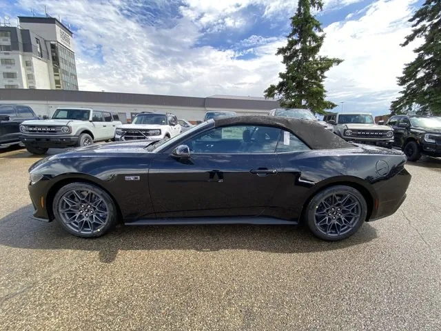 Ford Mustang 2026 photo 4