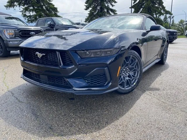 Ford Mustang 2026 photo 2