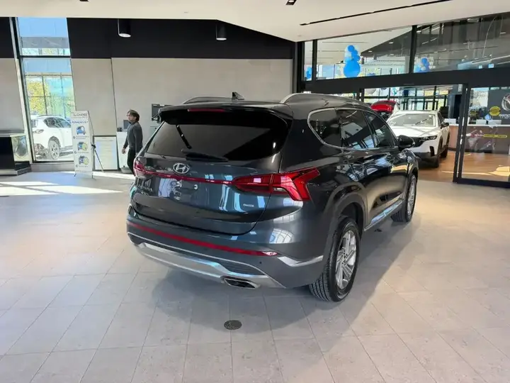 Hyundai Santa Fe 2023 photo 5