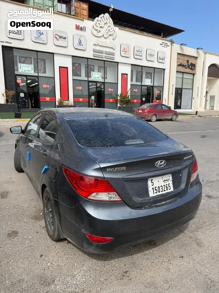 Hyundai Accent 2012 photo 2