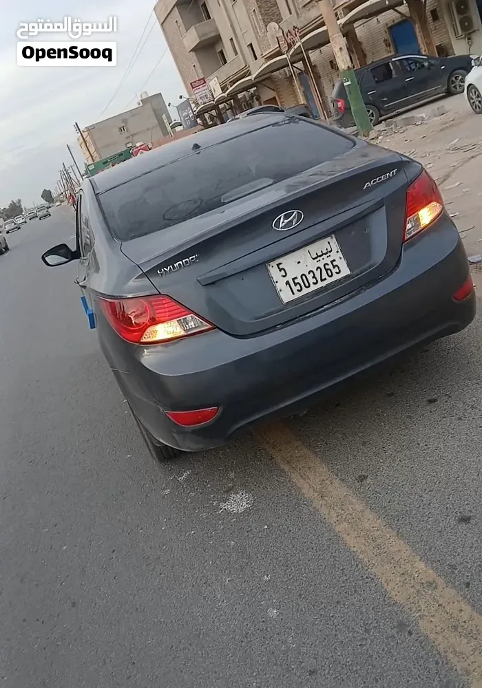 Hyundai Accent