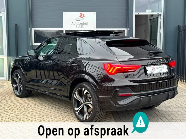 Audi Q3 2022 photo 3