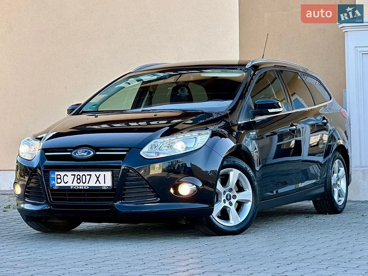 Ford Focus 2014 photo 2